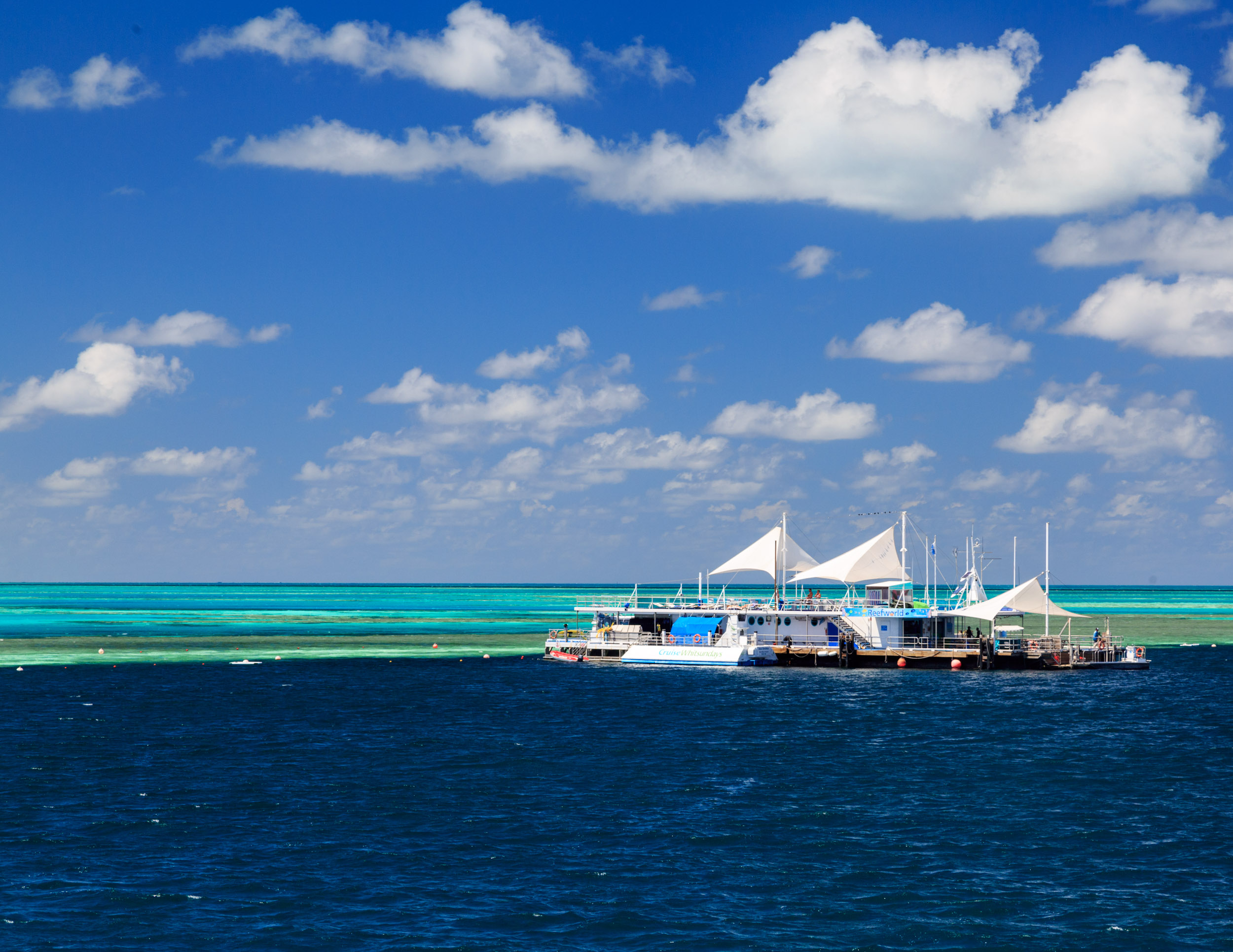 Depart airlie beach to nara inlet · day 2: Top Ten Things To Do In The Whitsundays Walk My World