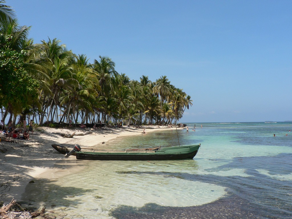 Out of cash and out of food// living on a boat in the caribbean. Living On A Sailboat In The Caribbean In 2017 The Cost By Captaingino Medium