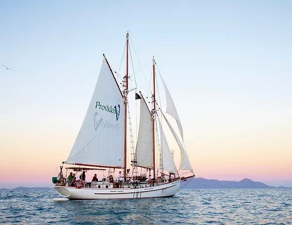 Aboard the matador, you'll spend two days sailing to snorkeling spots, . Whitsunday Sailing Providence Sailing Milady Sailing Airlie Beach