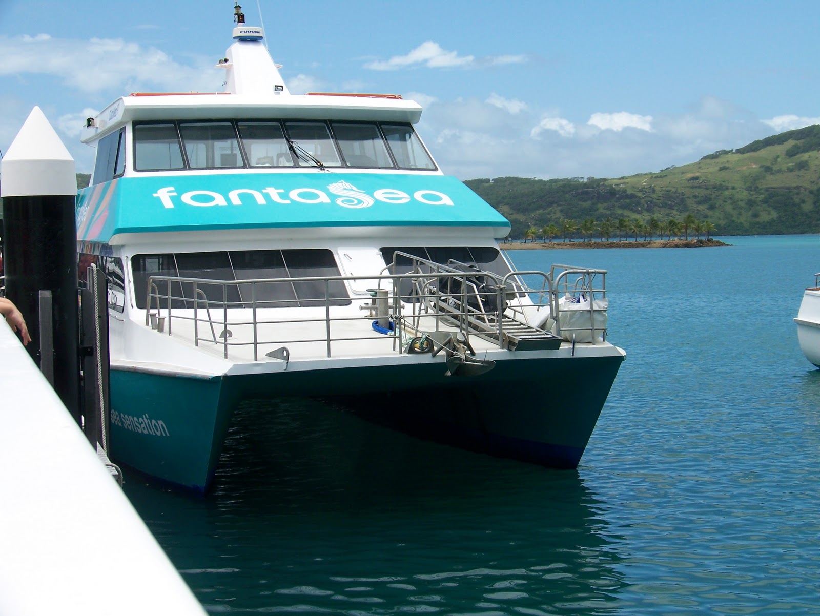 Accolades, culminating in the gong for 'best major tour and transport operator' at the 2010 qantas australian tourism awards. 100 Happy Whitsunday Islands And The Great Barrier Reef Queensland Australia