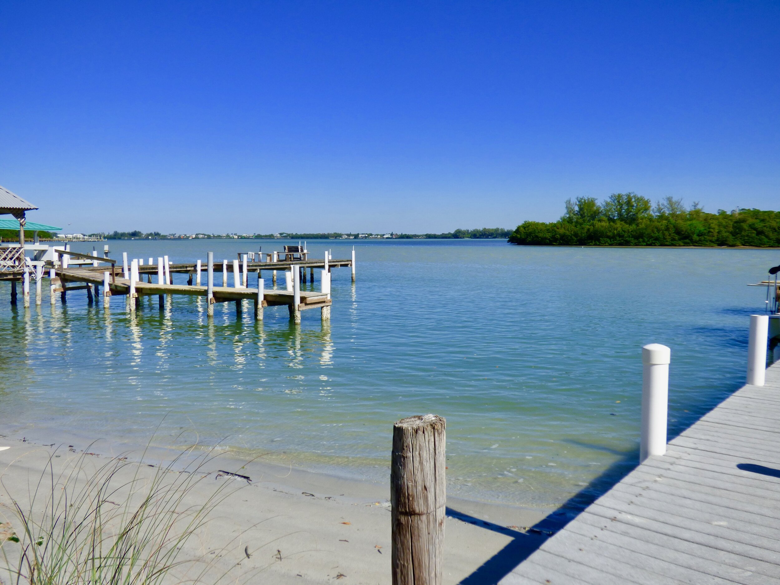 Feb 09, 2010 · pj's also became a stand by, along with lbi. Beach To Bay Getaway Little Gasparilla Vacation Rentals