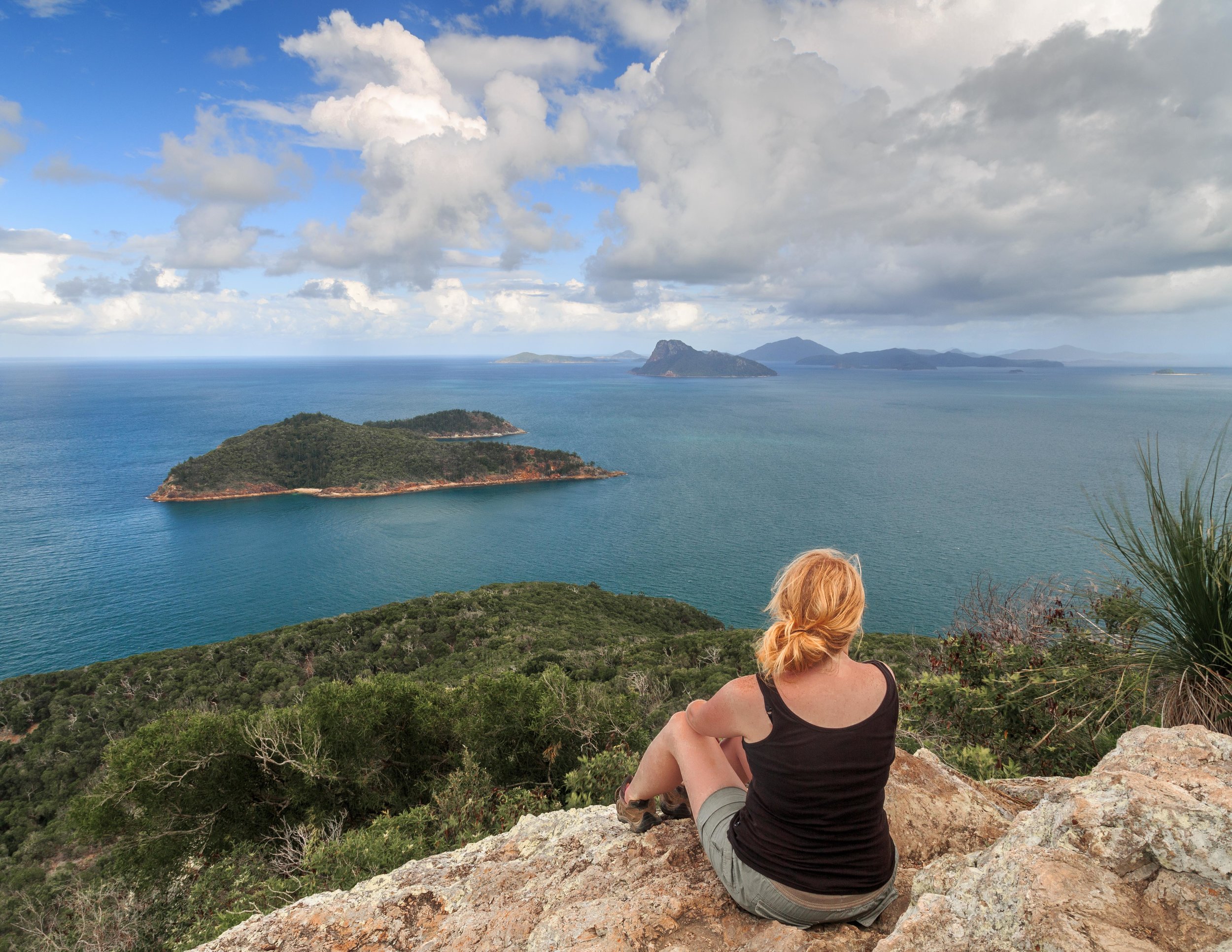 · hop between airlie beach, daydream island and hamilton island · diy adventure . A Mind Blowing Four Day Itinerary For The Whitsundays Walk My World