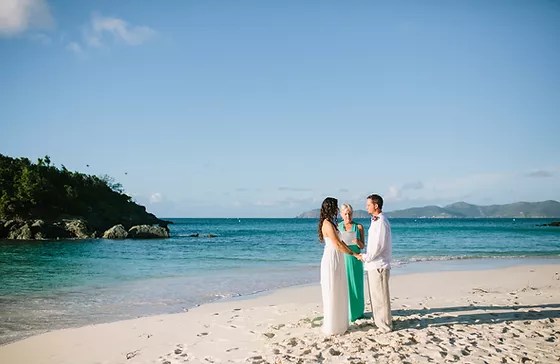 Eloping has never been easier. Elopements Island Style Wedding