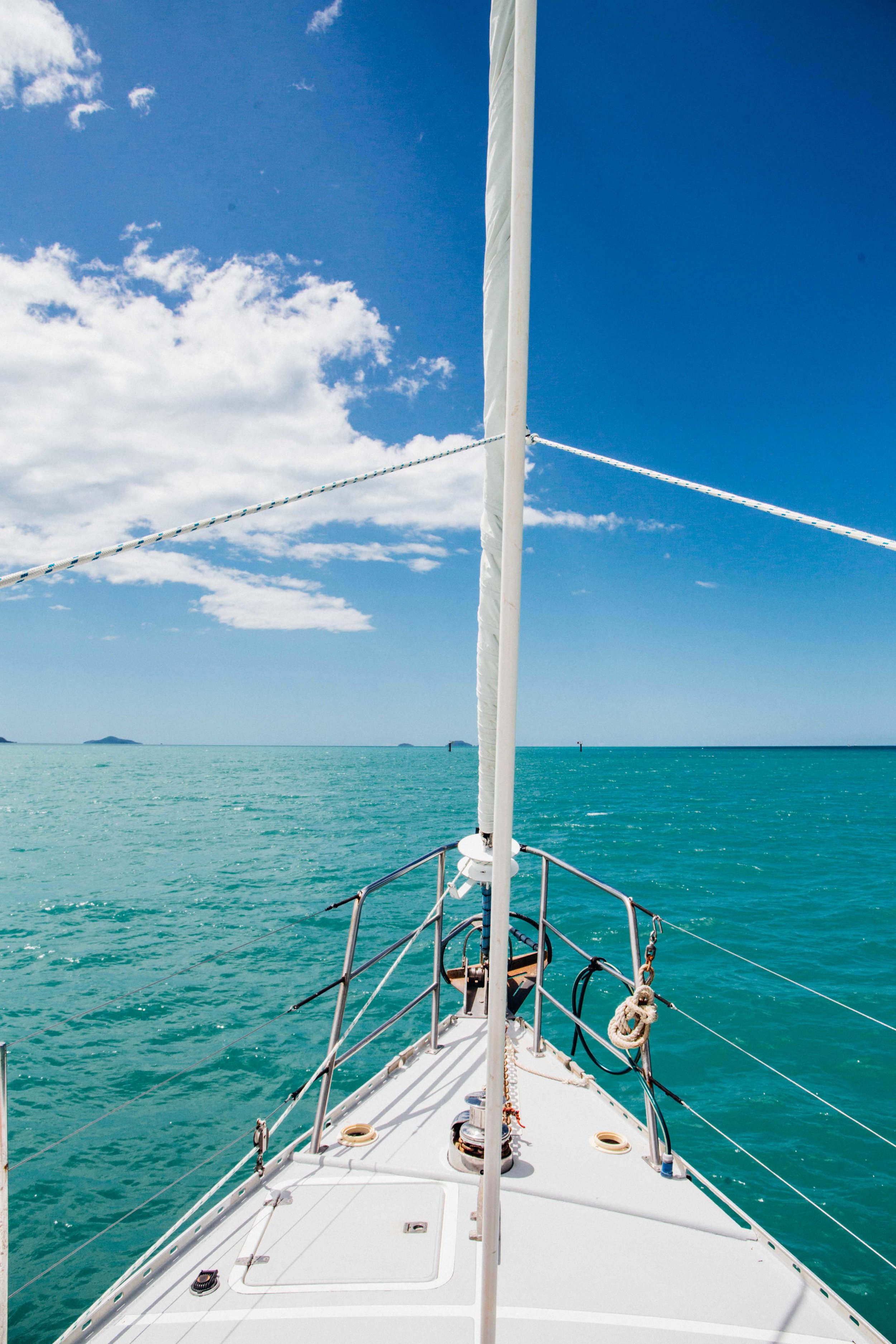 150 km north of mackay and 300 km south of townsville the stunning whitsunday islands are set at the heart of the world heritage listed great barrier reef. How To Visit The Whitsundays My Sailing Experience Kalea Marine Digital Design Illustration