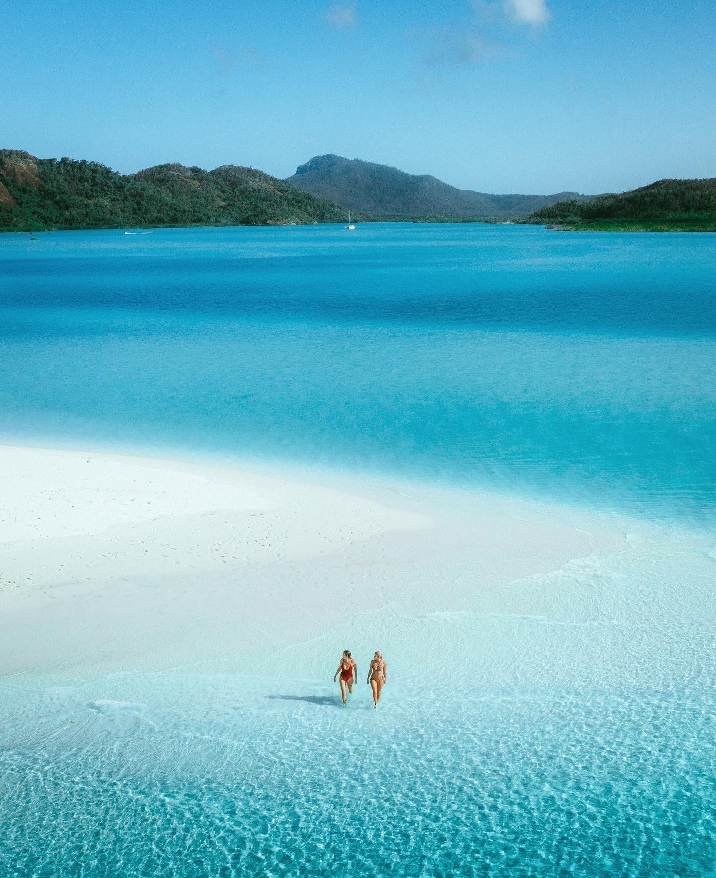 On average you can expect to pay $325 for a flight from melbourne to whitsunday islands. How To Have The Perfect Hamilton Island Holiday In The Whitsundays Haylsa